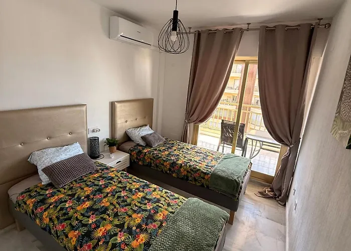 Playa Dona Sofia Bella * Fuengirola