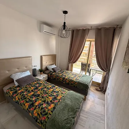 Playa Dona Sofia Bella * Fuengirola