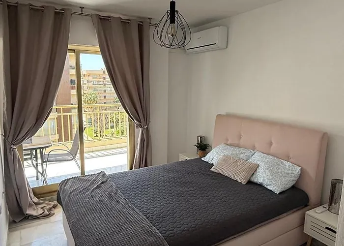 Playa Dona Sofia Bella Фуэнхирола